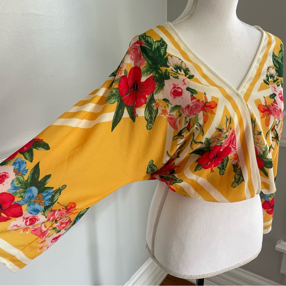Flying Tomato Small Floral V-Neck Yellow Top Boho Tropical Faux Wrap Kimono - Picture 4 of 10